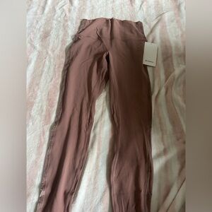 Lululemon Velvet Align SHR Pant 28”